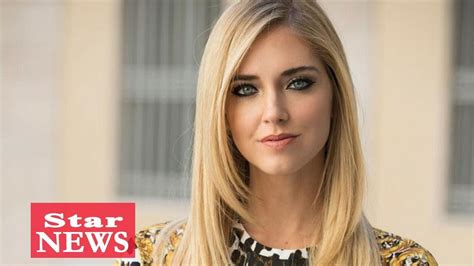 ferragni in versace|Chiara Ferragni: ecco il suo tributo a Versace.HD.